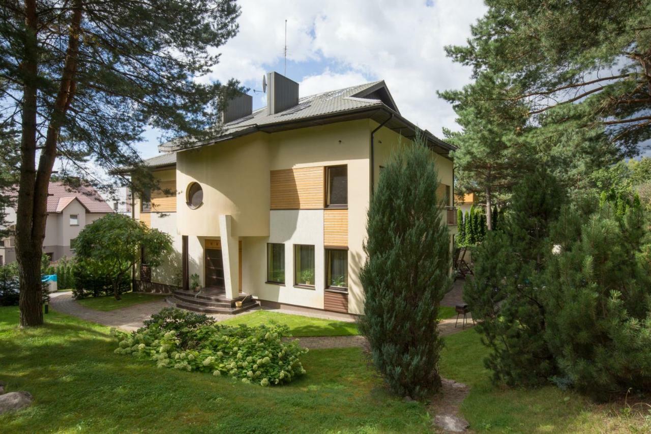 Laura * Vilnius